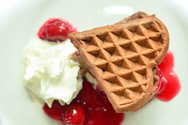Cream with Chocolate waffle